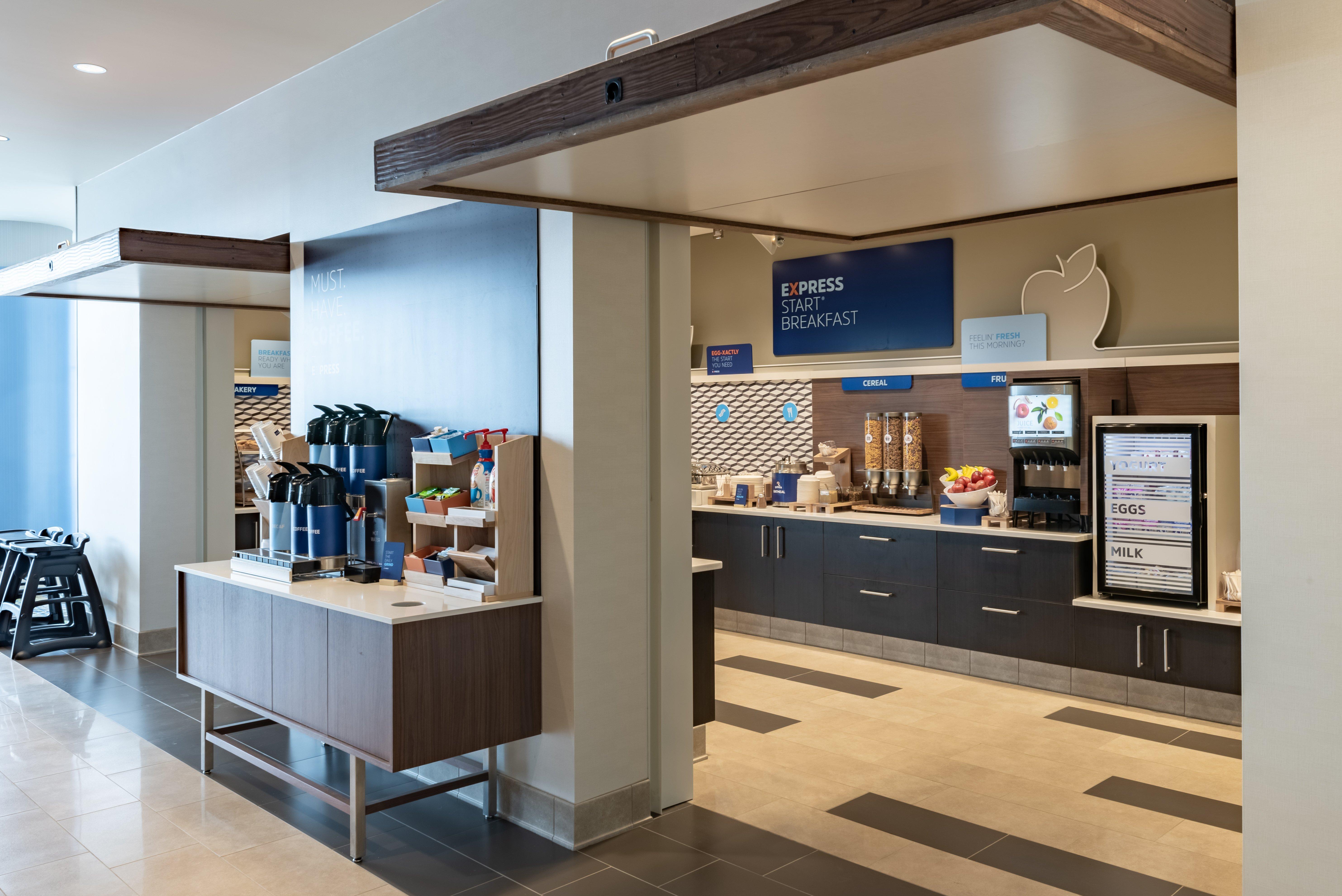 Holiday Inn Express & Suites - Saskatoon East - University By Ihg Exterior photo